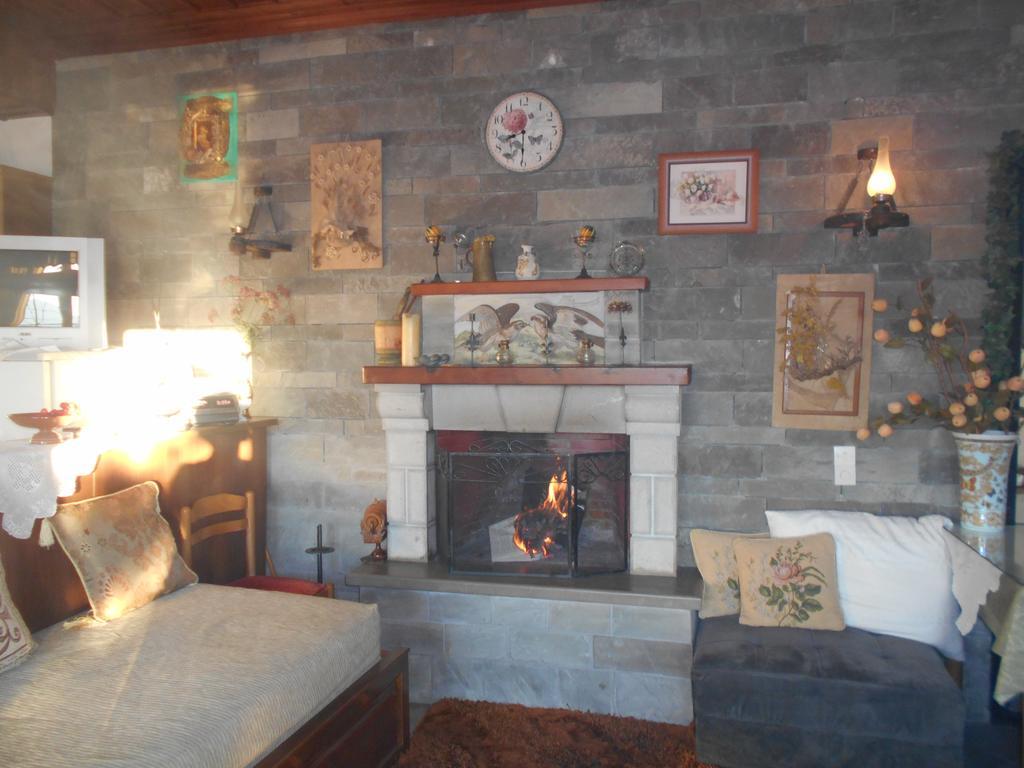 Gerakofolia Rooms To Let Konitsa Exterior photo